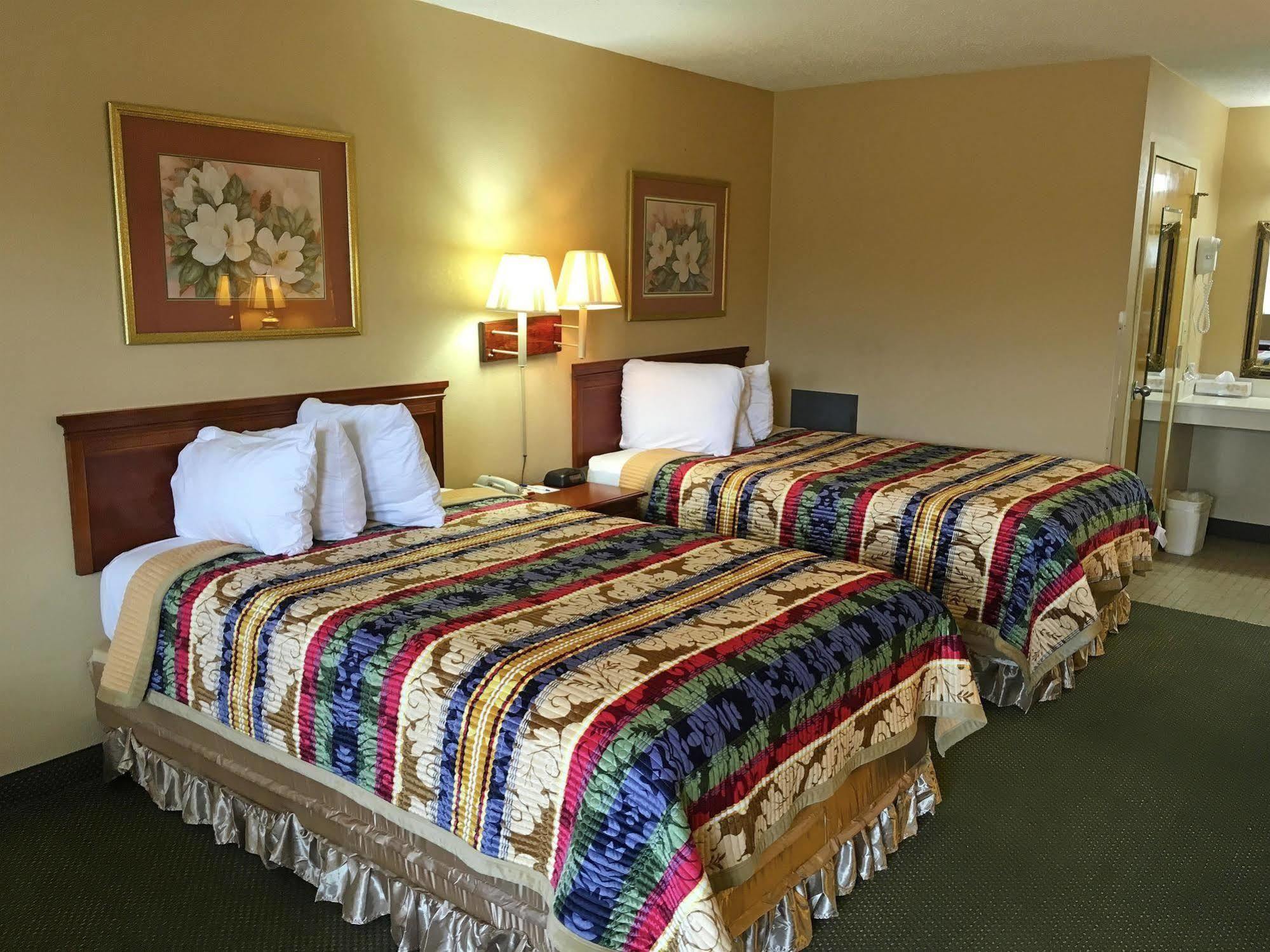 America'S Best Value Inn And Suites Aberdeen Екстер'єр фото